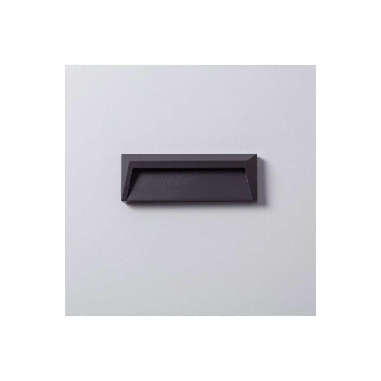 Bright Choice Vägglampa Chester PC Antracit 2W 100lm - 840 Kallvit