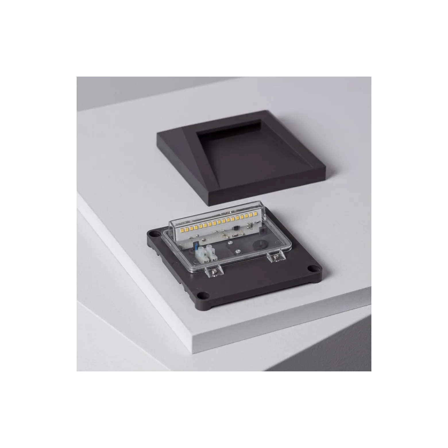 Bright Choice Vägglampa Clover PC Antracit 1.5W 100lm - 830 Varm Vit