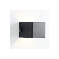 Brilliant Iseo Vägglampa Plast Svart 4W 300lm - 830 Varm Vit | IP44 - Utomhus - Rörelse- och Ljussensor - USB Uppladdningsbar