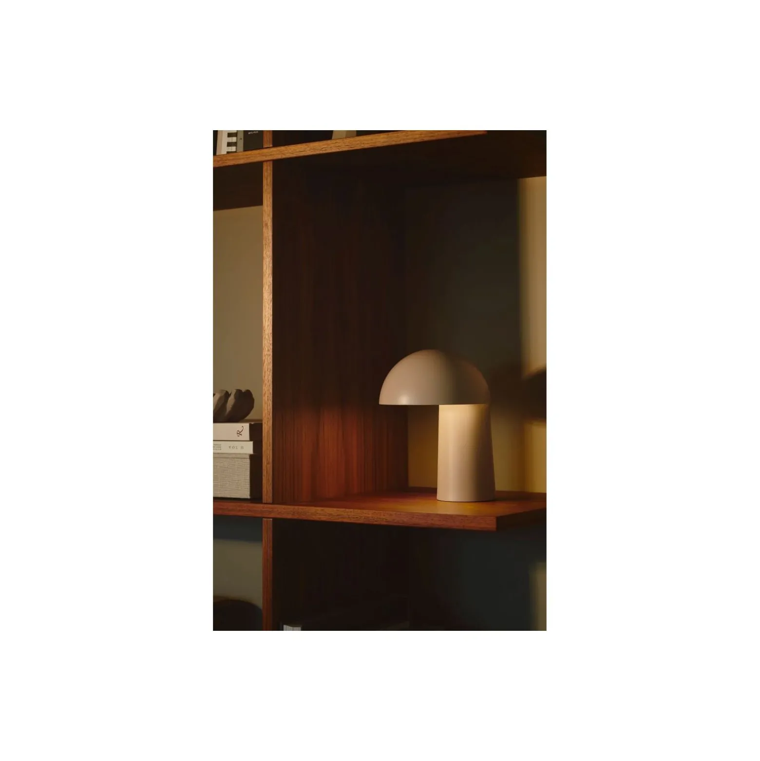 DFTP by Nordlux Bordslampa Faye Metall Beige 1W 300lm - 827 Extra Varm Vit | 173mm - Touch Dimbar