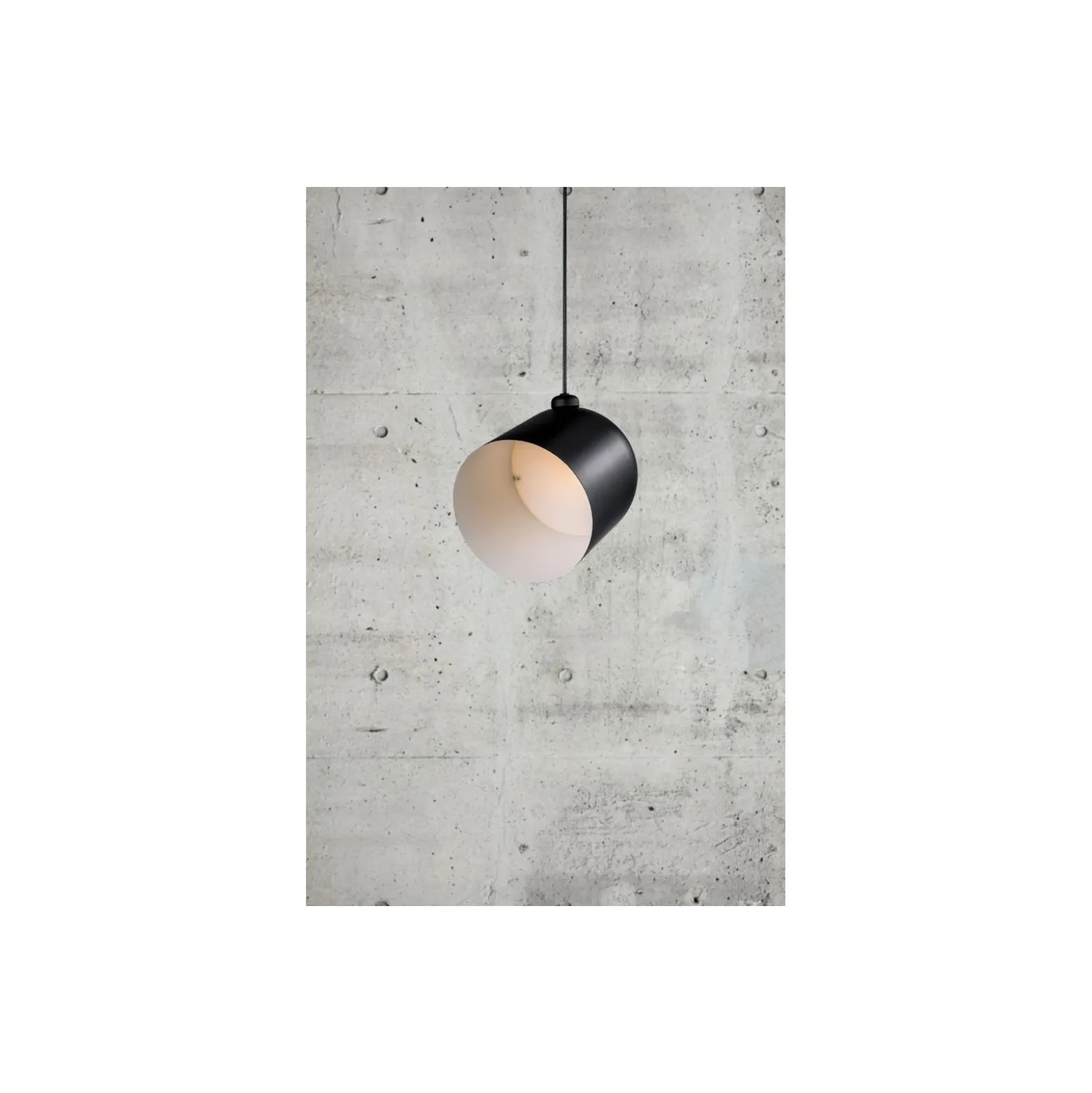 DFTP by Nordlux LED Pendellampa Angle Metall Svart | Passande för E27