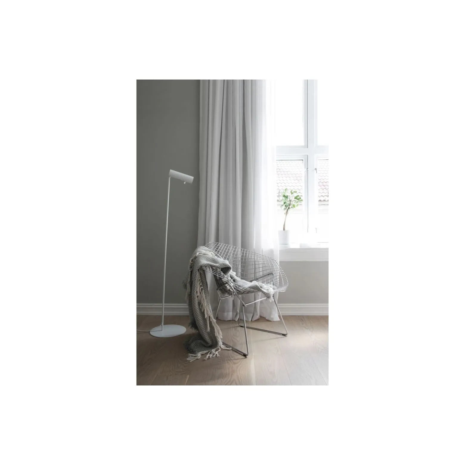 DFTP by Nordlux MIB 6 Golvlampa Metall Vit | Passande för GU10