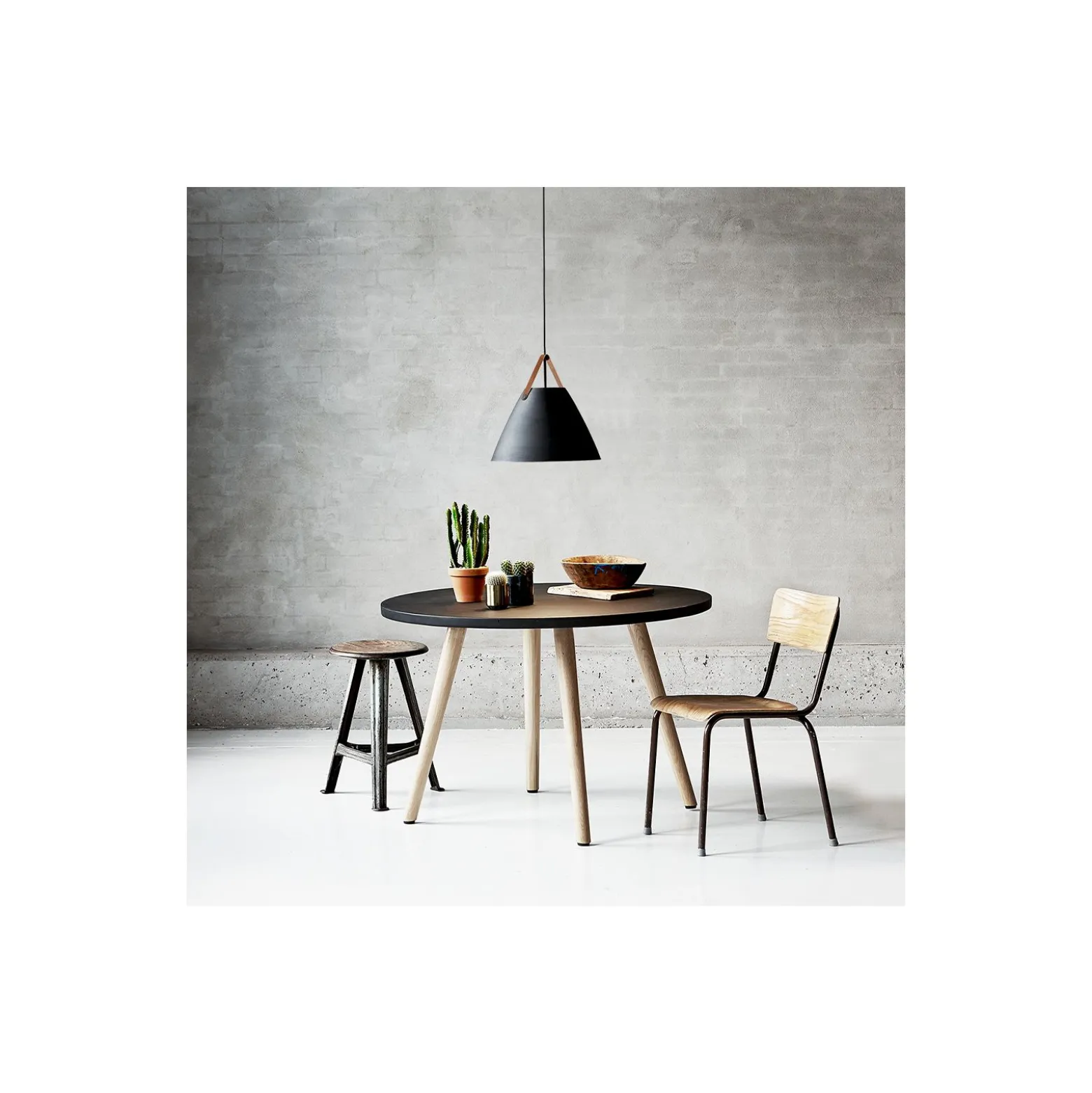 DFTP by Nordlux Pendellampa Strap 36 Svart - Metall | E27 Max 40W