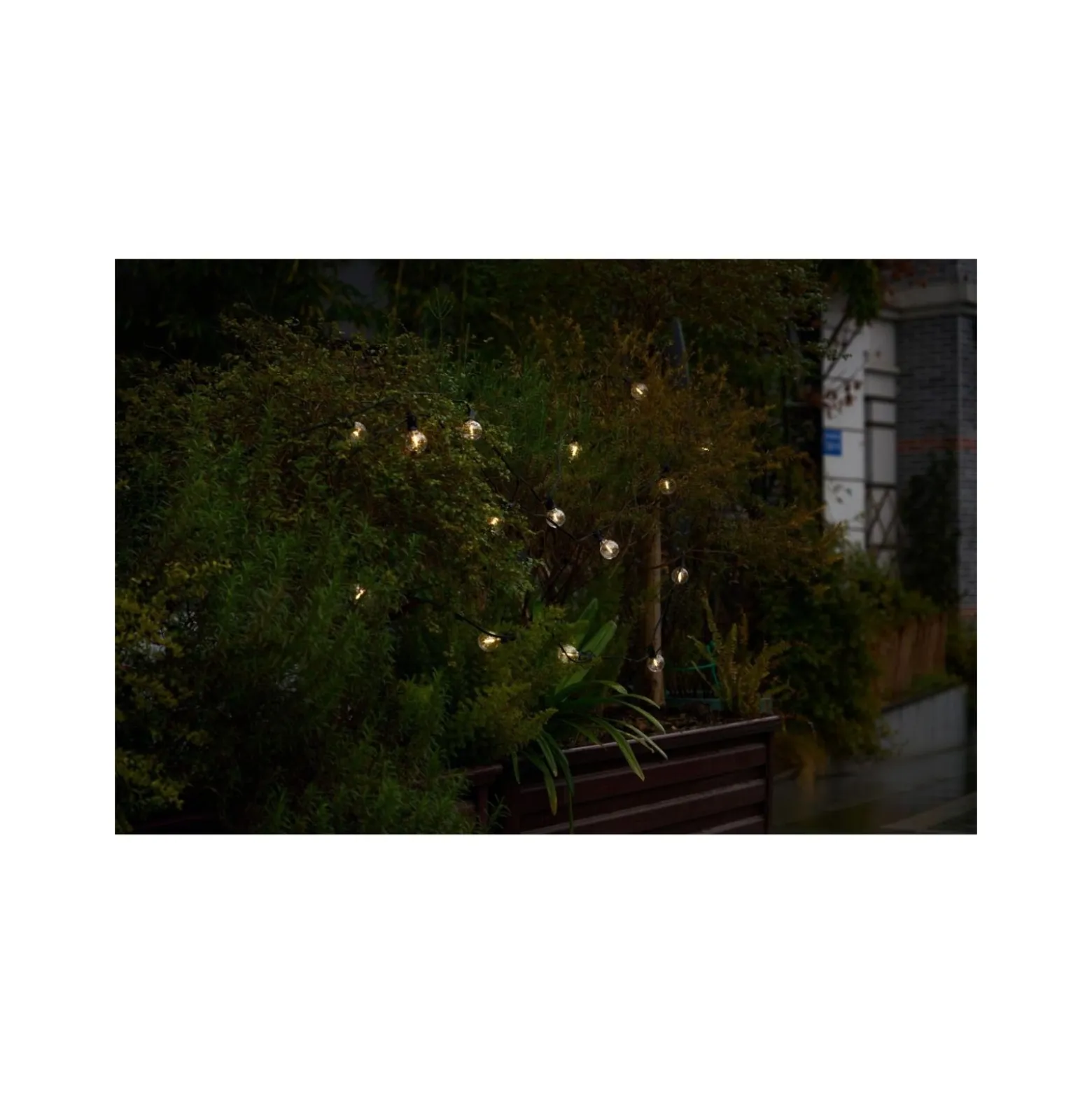 D'Lite Sparkl LED Ljusslinga 4W 250lm - 827 Extra Varm Vit | IP44 - 2x 5m (10m Totalt) - Anslutbar Upp till 25m