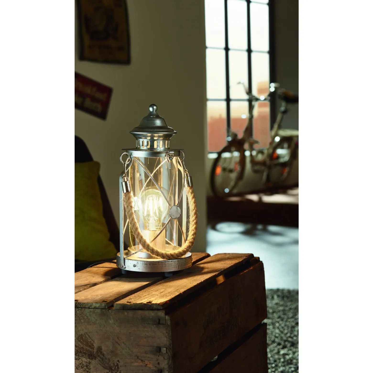 Eglo Bordslampa Bradford Stål Silver | Passande För 1x E27