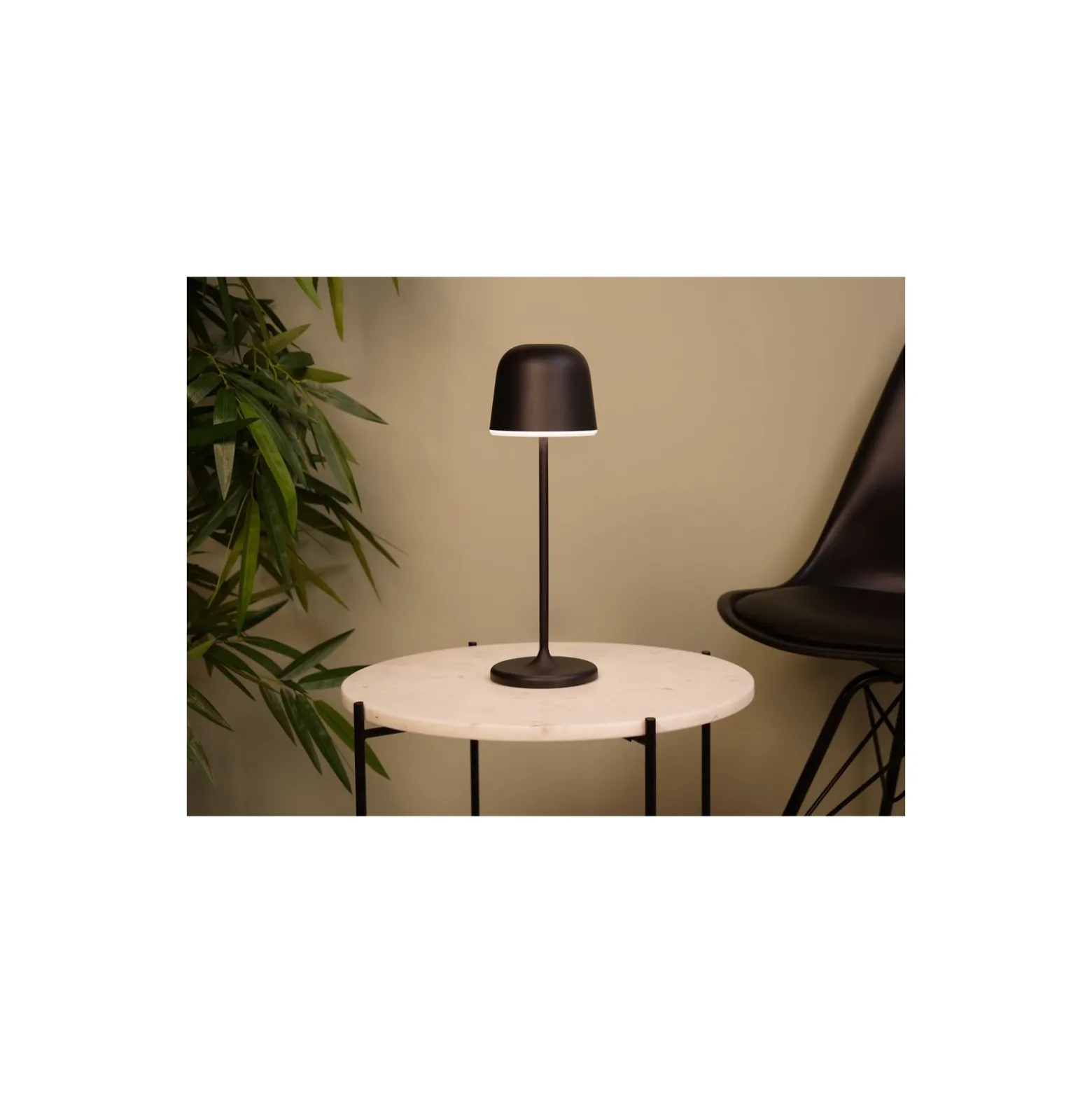 Eglo Bordslampa Mannera Aluminium Svart 2W 200lm - 830 Varm Vit | IP54 - Touch Dimbar - USB-C