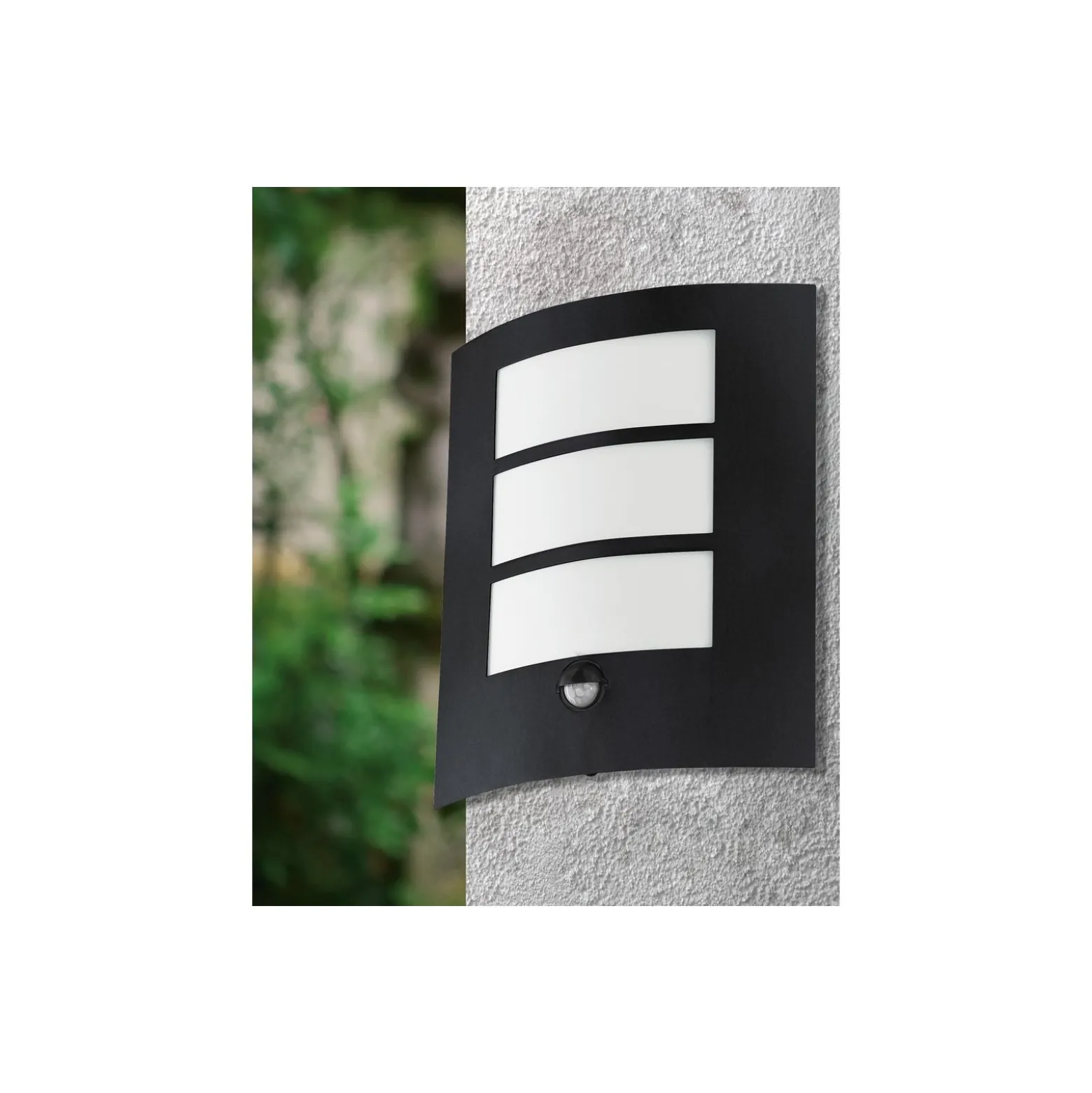 Eglo Vägglampa City Stål Svart | IP44 - Passande för 1x E27 - Rörelsesensor
