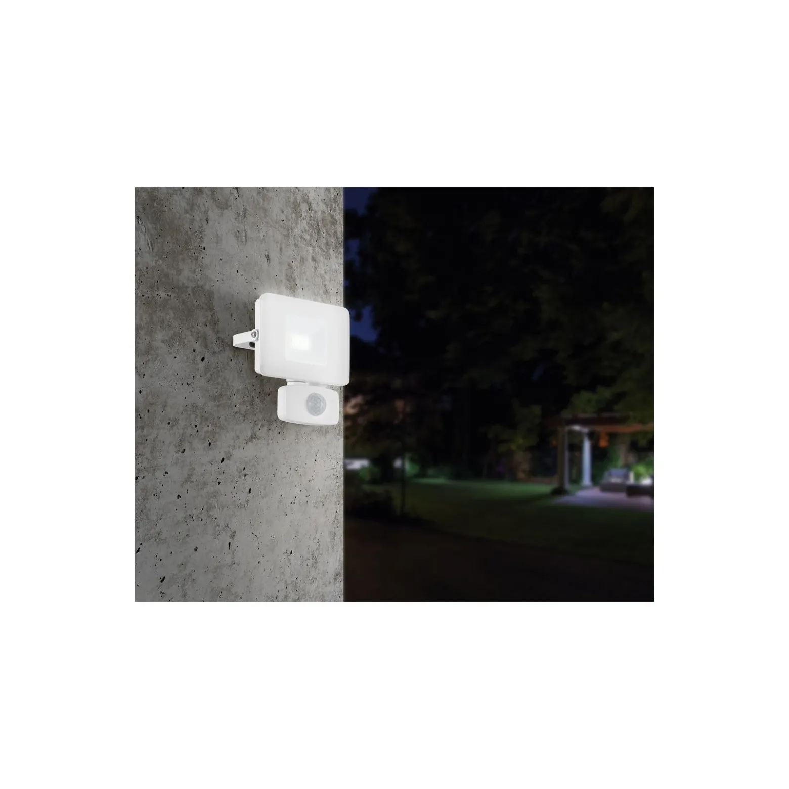 Eglo Vägglampa Faedo 3 Aluminium Vit 10W 1000lm - 850 Kallvit | IP44 - Rörelsesensor