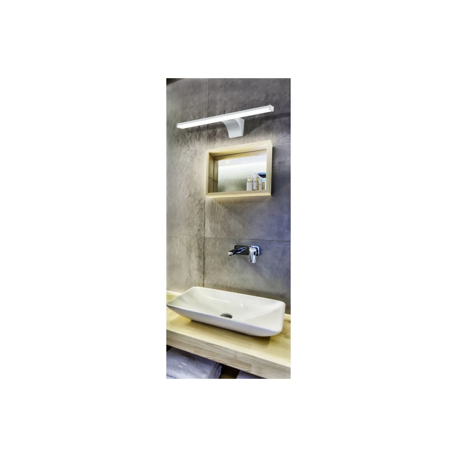 Eglo Vägglampa Pandella 2 Krom Silver Badrumsbelysning 7.4W 900lm - 840 Kallvit | IP44 - Rörelsesensor