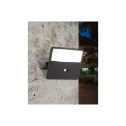 Eglo Vägglampa Panettieri Solar Svart 6W 860lm - 840 Kallvit | IP65 - Rörelsesensor