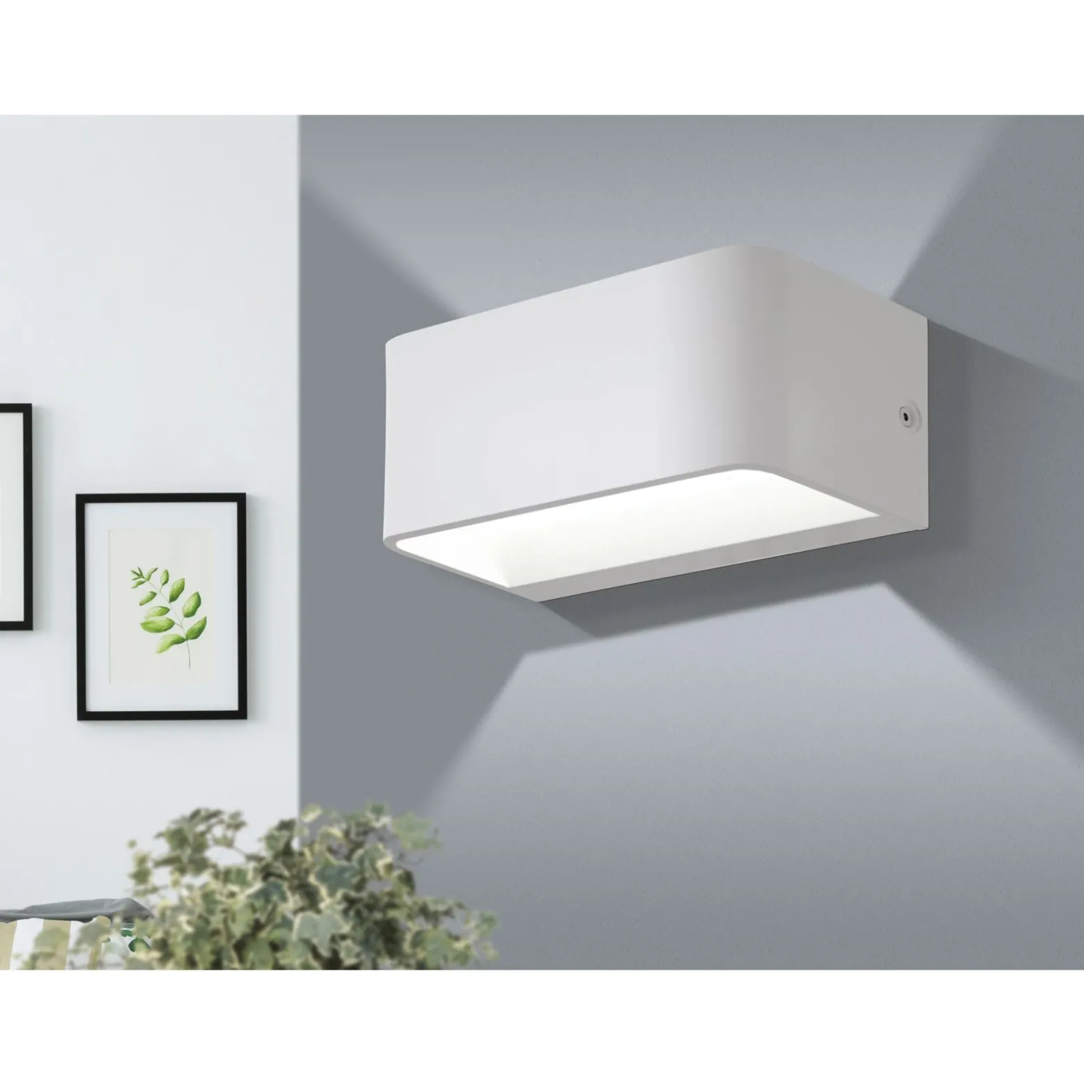 Eglo Vägglampa Sania 4 Aluminium Vit 10W 1300lm - 830 Varm Vit