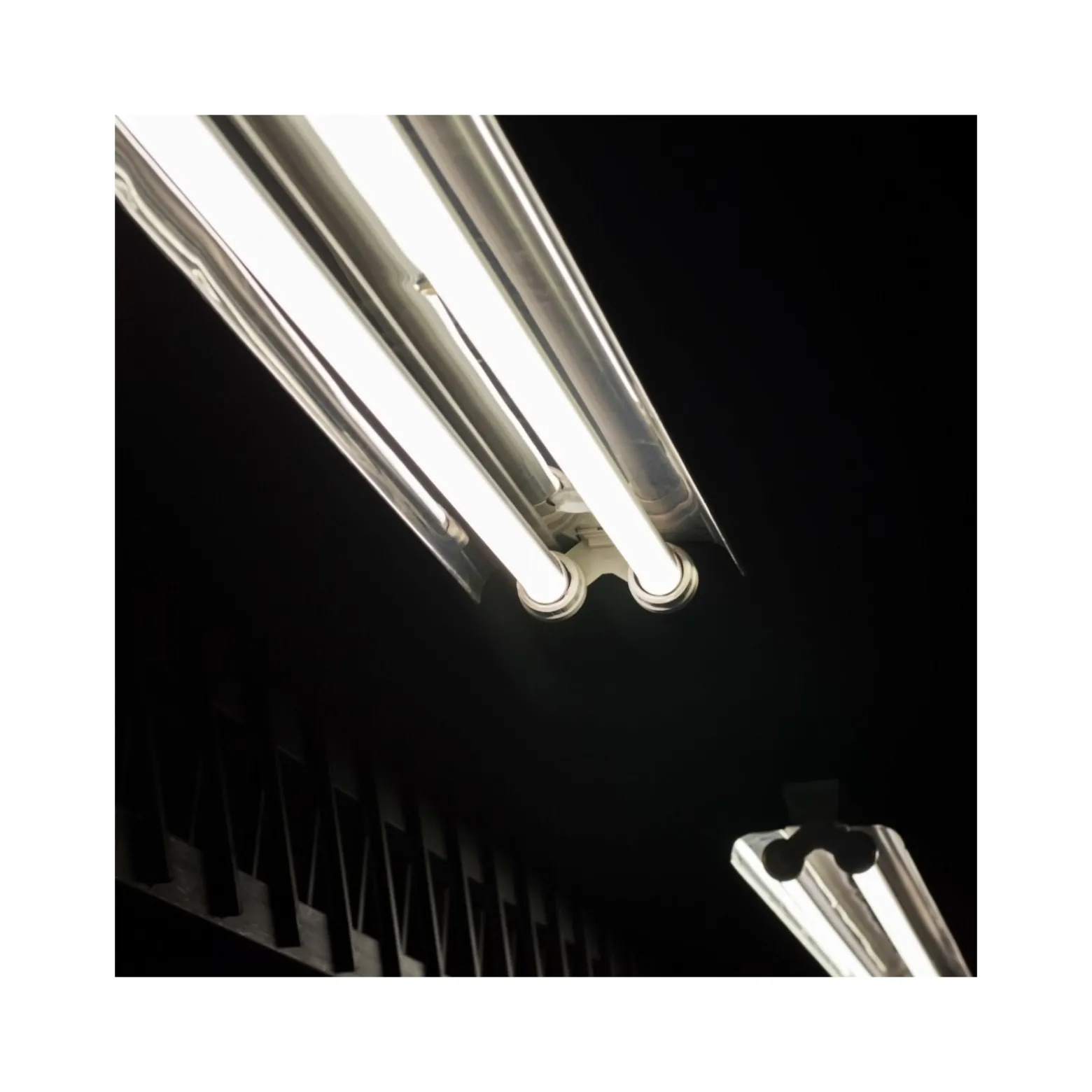 Noxion Allmänbruksarmatur Click Reflektor V2 LED T8 | Passande för 2x 120cm LED Rör