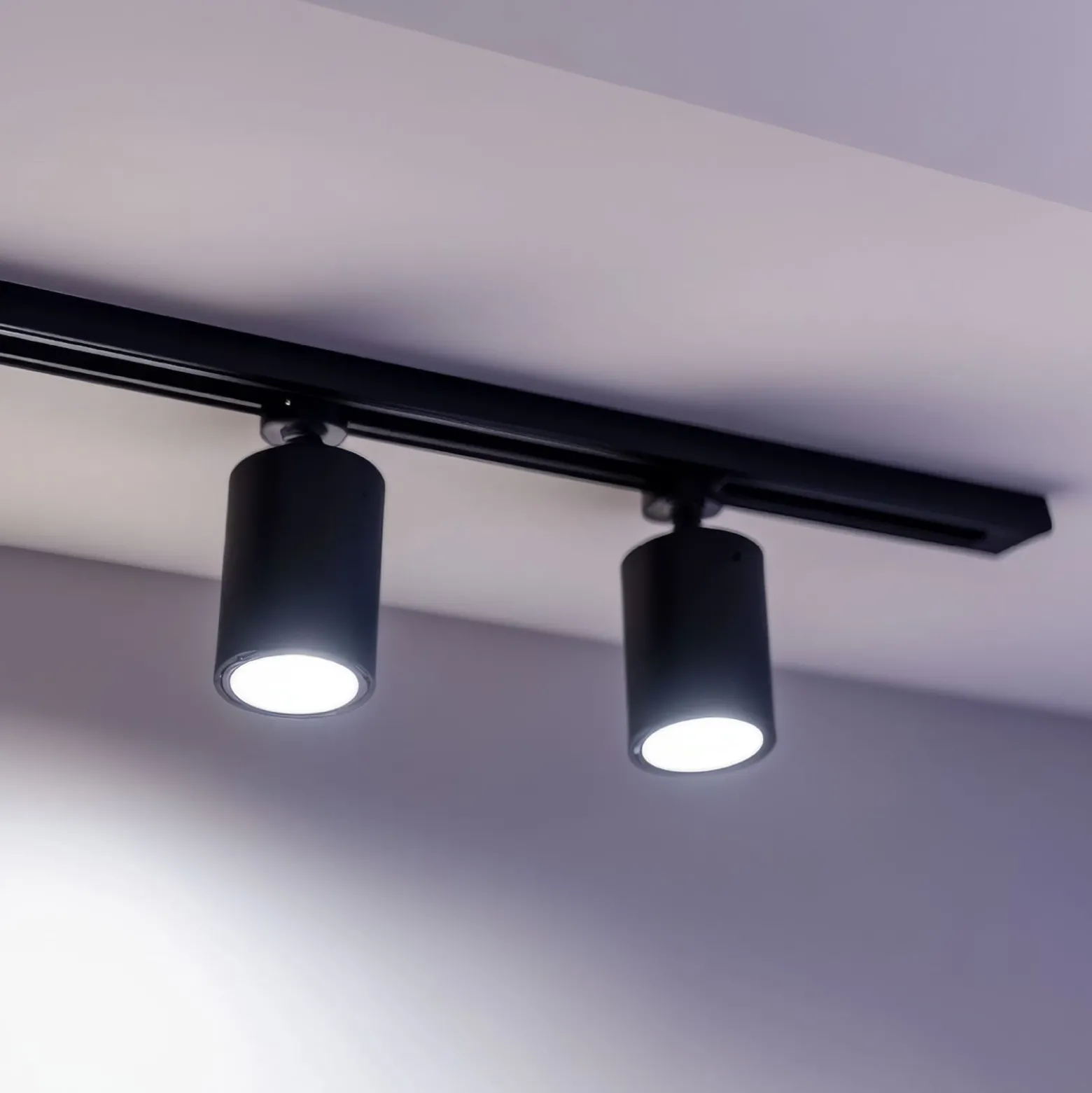 Noxion LED Spårbelysning 3-Fas Delta Pro Aluminium Vit 40W 4900lm 36D - 930-940-957 CCT | UGR <19