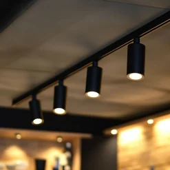 Noxion LED Spårbelysning 3-Fas Ecowhite Aluminium Vit 30W 2960lm 36D - 830 Varm Vit | UGR <19